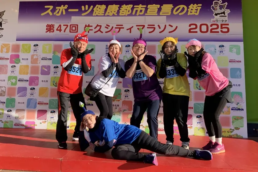 地域イベントに参加するスタッフ
